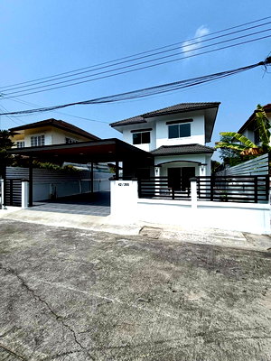 บ้านเดี่ยว กรุงเทพมหานคร :  บ้านเดี่ยวหลังใหญ่ รีโนเวทใหม่ พร้อมเข้าอยู่ กว้างขวางมาก หมู่บ้านเคซีการ์เด้นโฮม 2 ถนนนิมิตใหม่ 40 คลองสามวา แต่งเฟอร์นิเจอร์สวย