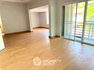 บ้านเดี่ยว กรุงเทพมหานคร : บ้าน 4-ห้องนอน ใน แสนแสบ (ID 1479899)