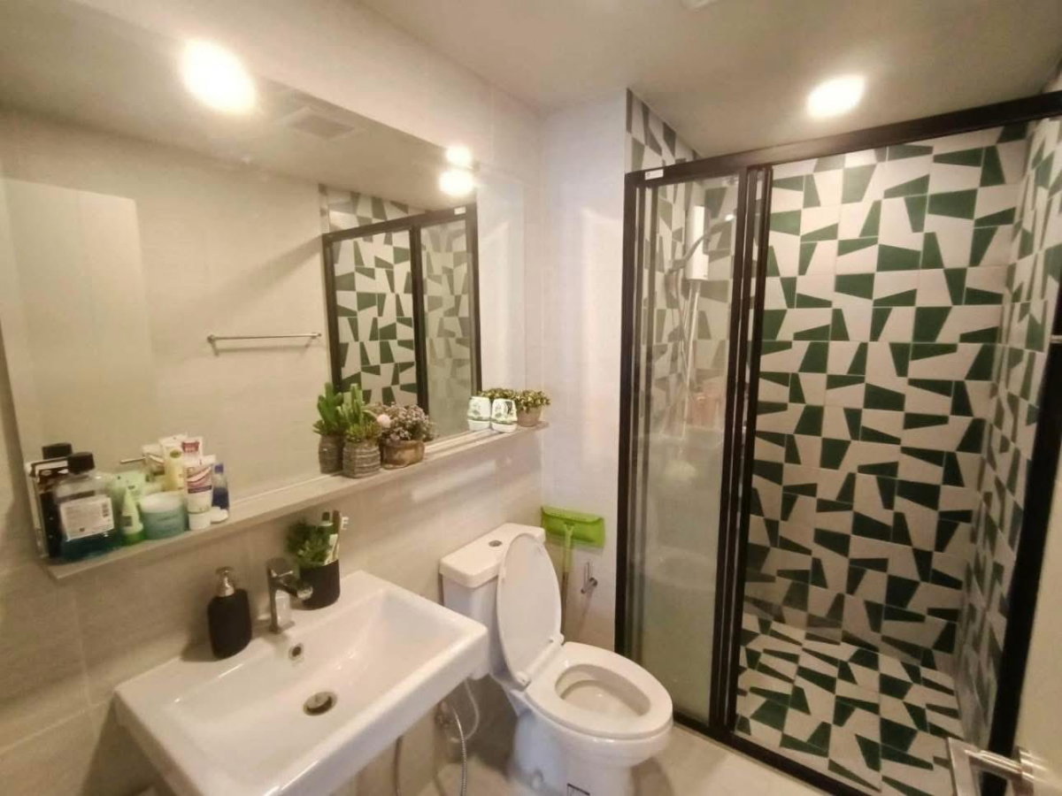 รูป 13k🔥เท่านั้น !! ให้เช่า คอนโดใกล้รถไฟฟ้า BTS อ่อนนุช : The Base Sukhumvit 50 :  ตกแต่งครบพร้อมเข้าอยู่ , มี Shuttle Bus รับ-ส่งถึง BTS  - รูปที่ 5/7