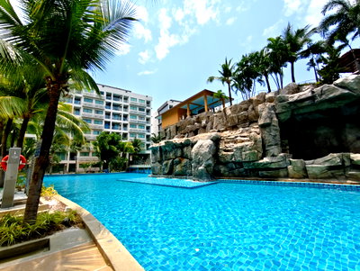 Condos for sale : Condo for Sale Laguna Beach Resort Pattaya