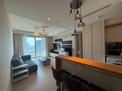 🔥 Urgent! Luxury Condo at The River – High Floor with Stunning River View | Book Now Before It’s Gone! 🌊