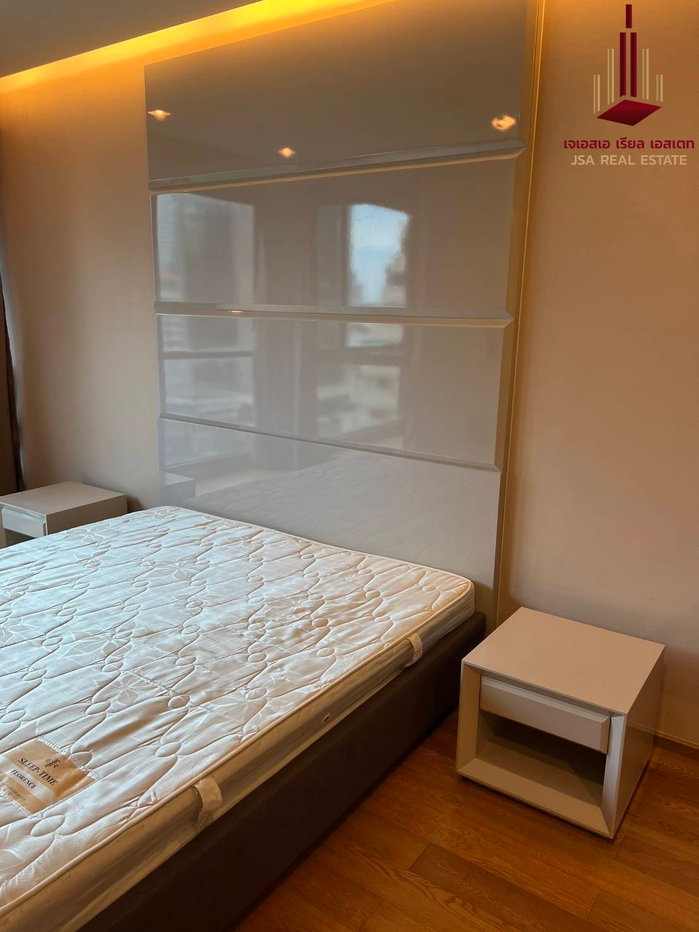 picture ✨ For Rent: The Address Sathorn Condo ✨    💰 Only 35,000 THB/month - 3/10