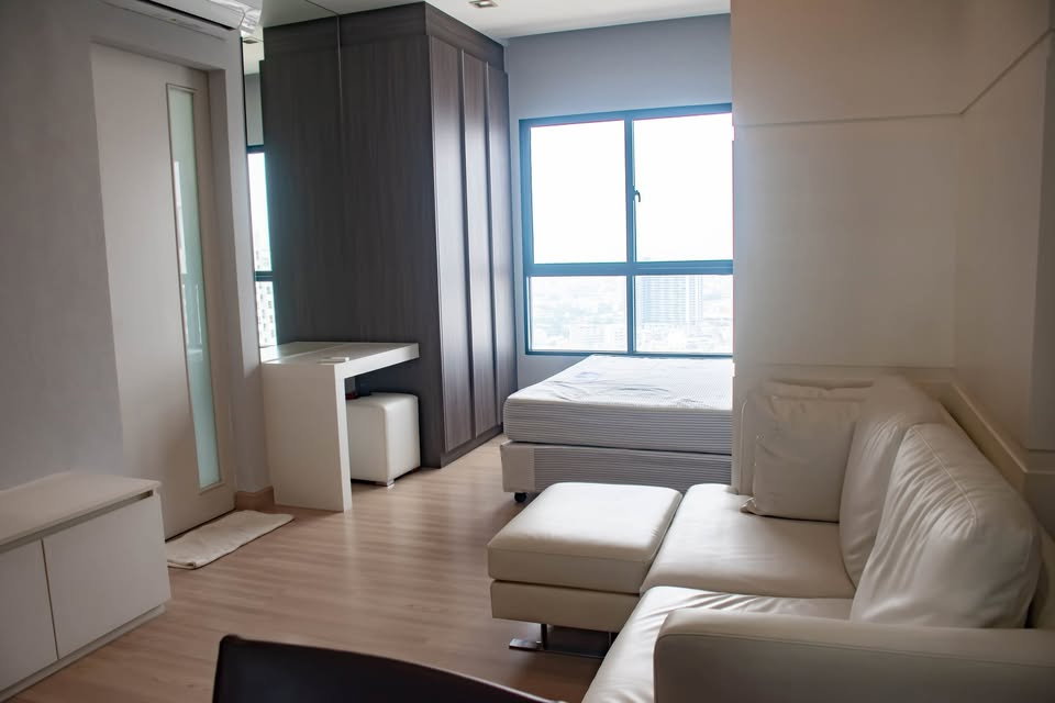 รูป เช่าคอนโด Urbano Absolute Sathon - Taksin/เออบาโน่ แอบโซลูท สาทร - ตากสิน (D6904034)  ID Line : @condo98 - รูปที่ 1/7