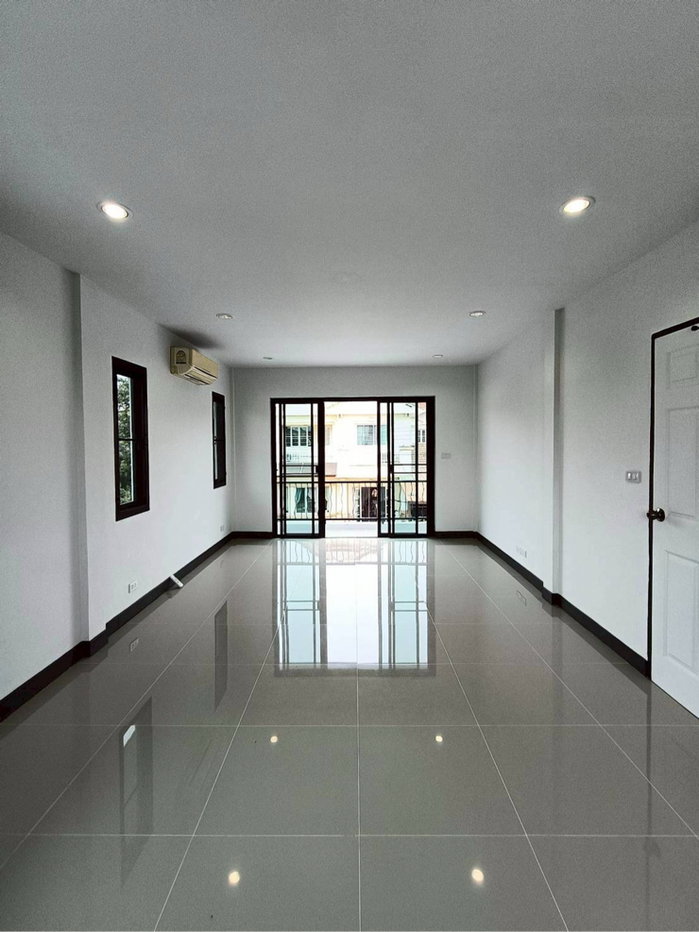รูป 💎 MODERN PRESTIGE | บ้านเดี่ยวหลังใหญ่ "ลงเสาเข็มเพิ่ม" มั่นคงที่สุดในย่าน ✨ - รูปที่ 18/21