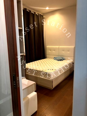 Condos for rent MRT Sukhumvit : 🌟 Q Asoke Great value rental near malls and university! 🛍️🎓