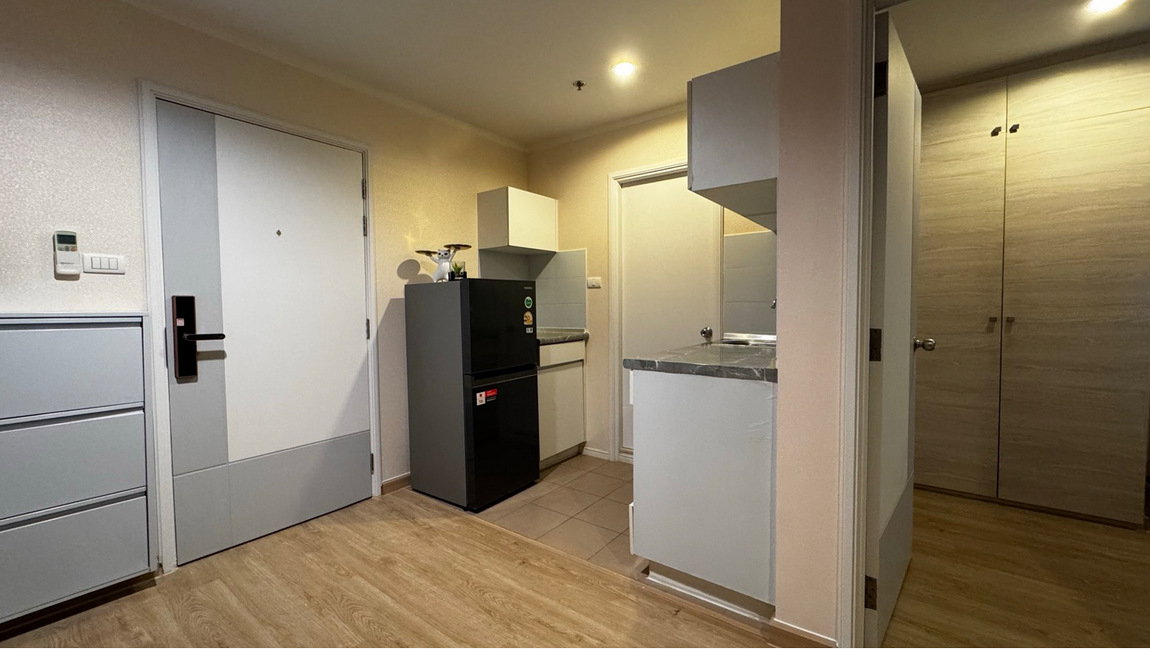 รูป Call : 081-793-6116 ให้เช่า คอนโด ลุมพินี พาร์ค พระราม 9-รัชดา ใกล้ MRT พระราม 9 ห้อง 30.08 ตารางเมตร 1 ห้องนอน ชั้น23 วิวสระ ตึกA ตกแต่งครบ - รูปที่ 1/12