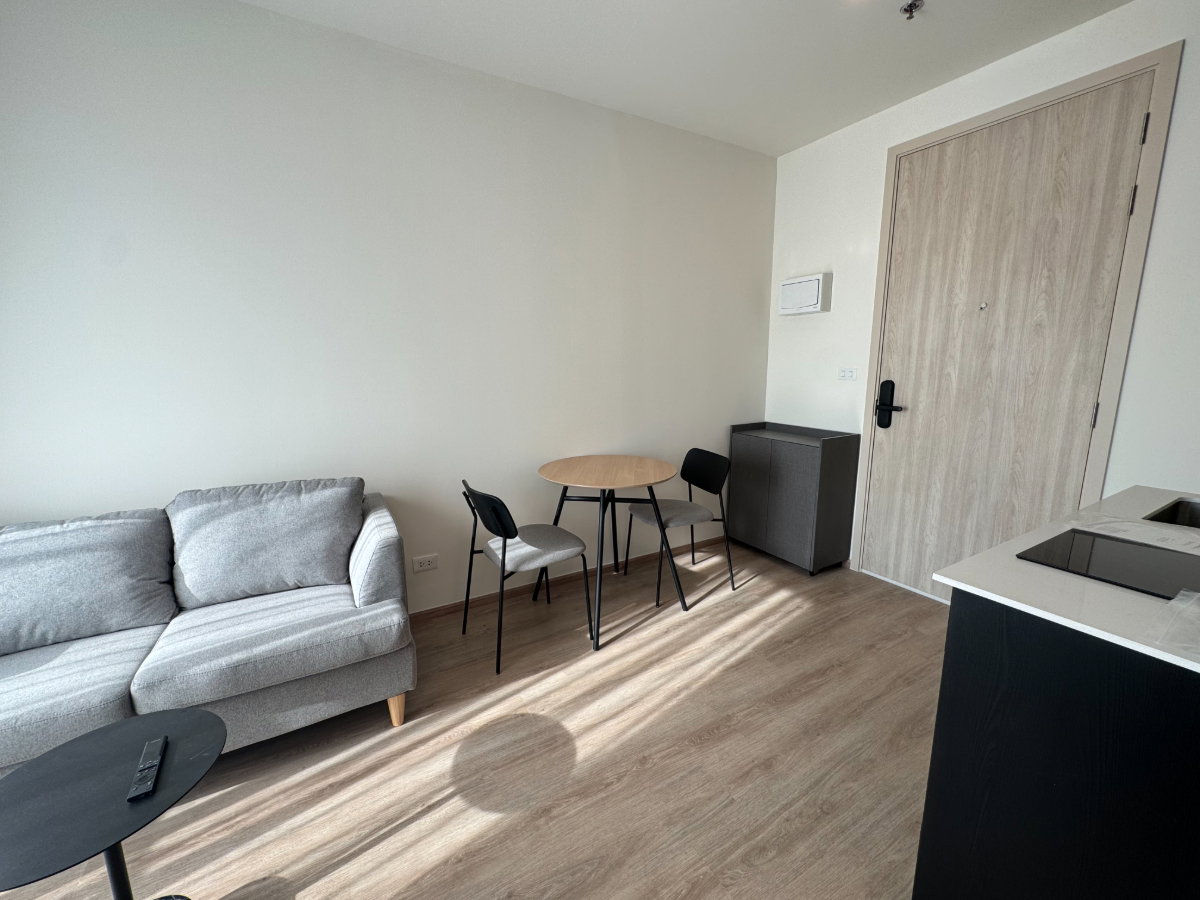 picture Nue District R9 1st hand 🧸✨Welcome our 1st tenant 🍀 - 7/12