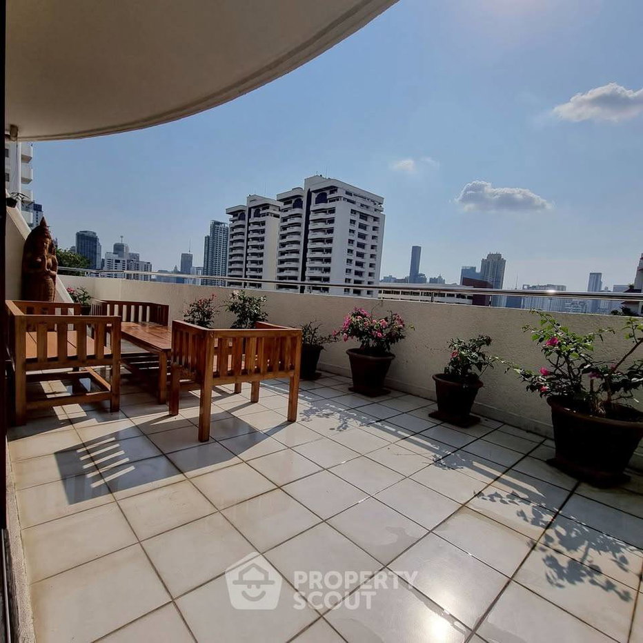 รูป คอนโด 2-ห้องนอน ที่ ศุภาลัย เพลส สุขุมวิท 39 ใกล้ BTS พร้อมพงษ์ (ID 2822932) - รูปที่ 31/48