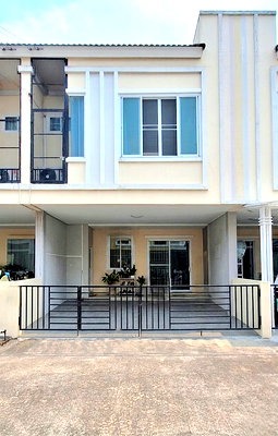 Townhouses for sale : 🏡 Townhome for sale in Diya Valley Saraphi project. 21 sq.wa. 3 bedrooms, 3 bathrooms. Includes furniture and appliances. Price: 2,000,000 baht.