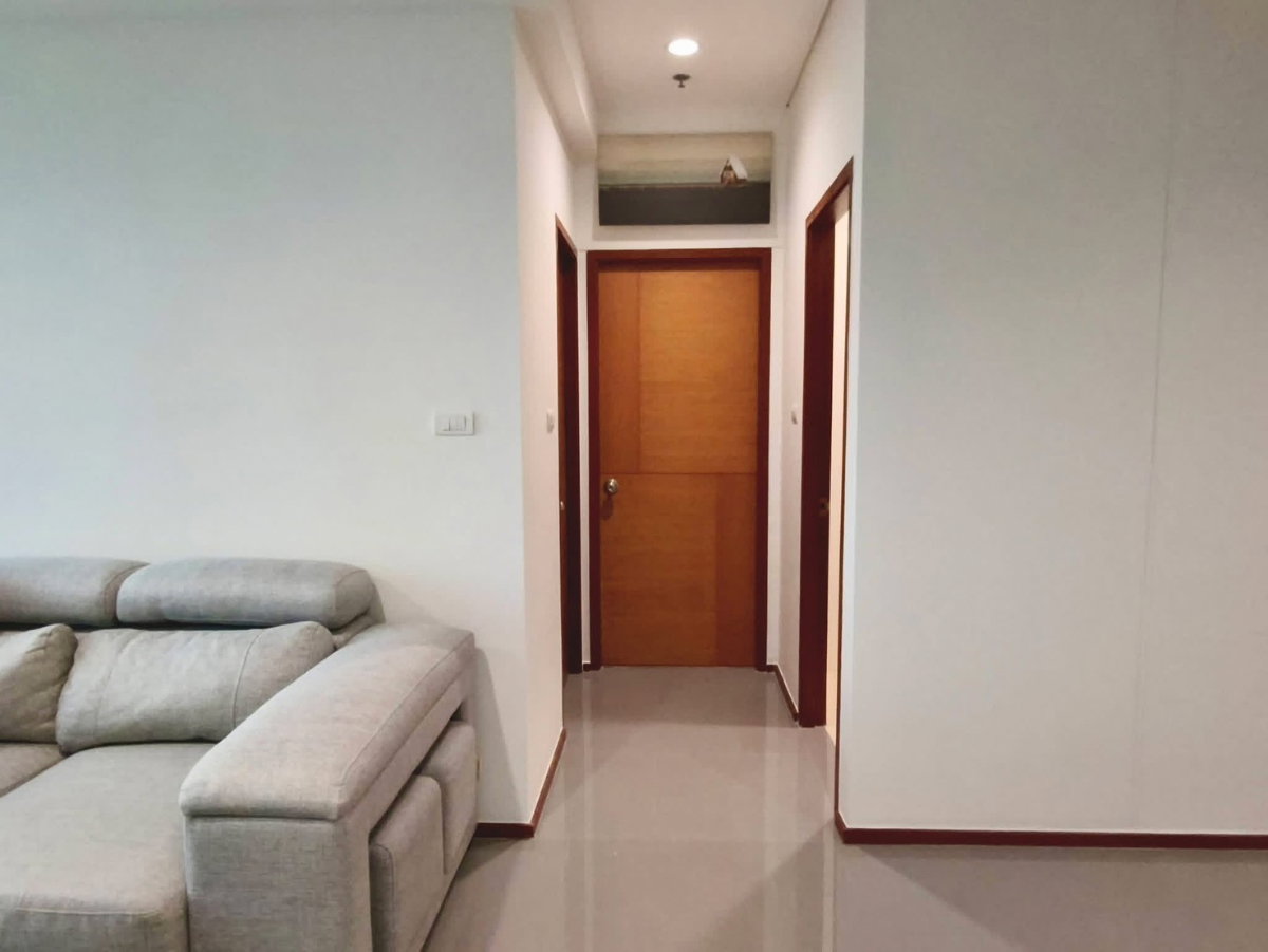 รูป Hot Deal 🔥ขาย Villa Sathorn ราคาดีมาก ห้องสวย ตกแต่งครบ พร้อมอยู่ DS2822 | Line @Dstay - รูปที่ 2/8