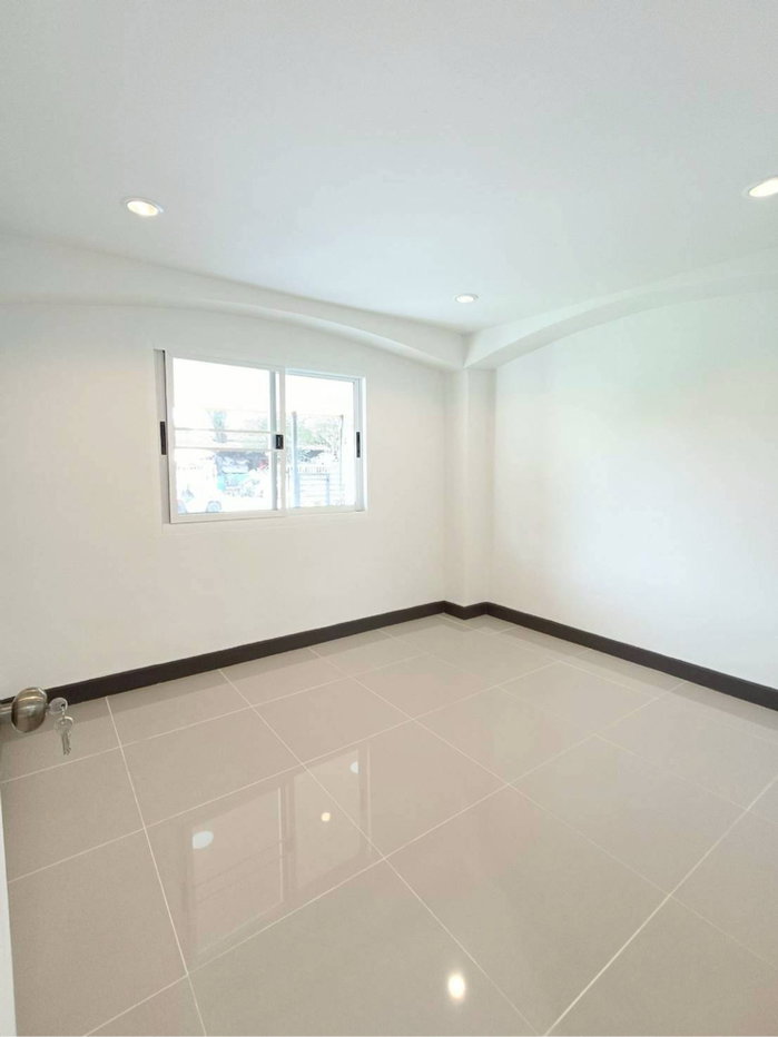 รูป 🌳 ความสุขที่กว้างกว่า.. บนที่ดิน 59 ตร.ว. | บ้านเดี่ยวรีโนเวทใหม่ 100% ✨ - รูปที่ 4/21