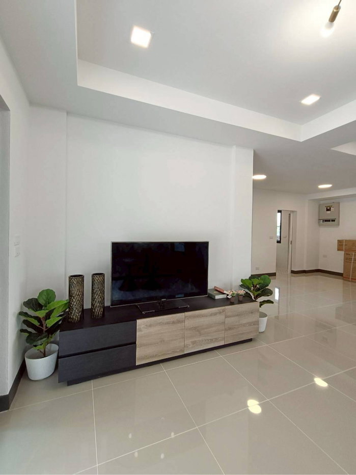 รูป 💎 MODERN PRESTIGE | บ้านเดี่ยวหลังใหญ่ "ลงเสาเข็มเพิ่ม" มั่นคงที่สุดในย่าน ✨ - รูปที่ 8/21