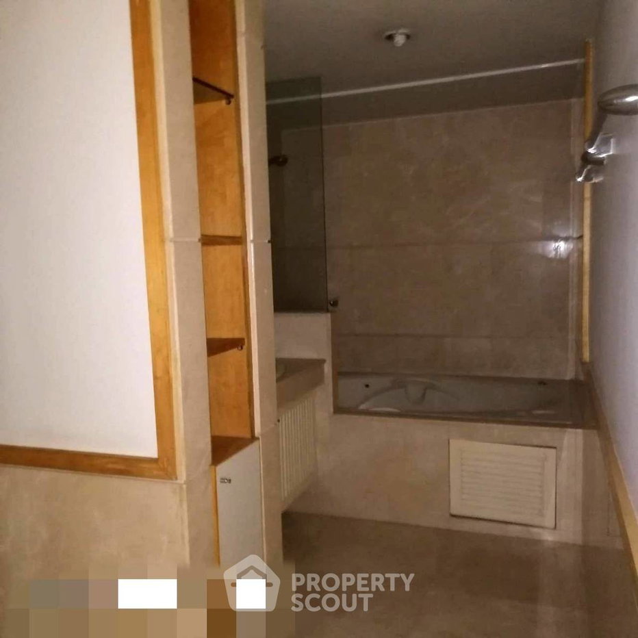 รูป คอนโด 3-ห้องนอน ที่ อารีย์ เพลส สุขุมวิท 26 ใกล้ BTS พร้อมพงษ์ (ID 2823477) - รูปที่ 25/40