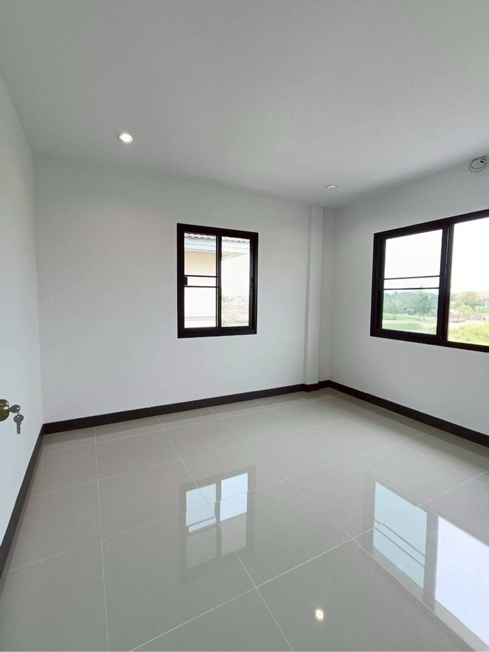 รูป 💎 MODERN PRESTIGE | บ้านเดี่ยวหลังใหญ่ "ลงเสาเข็มเพิ่ม" มั่นคงที่สุดในย่าน ✨ - รูปที่ 17/21