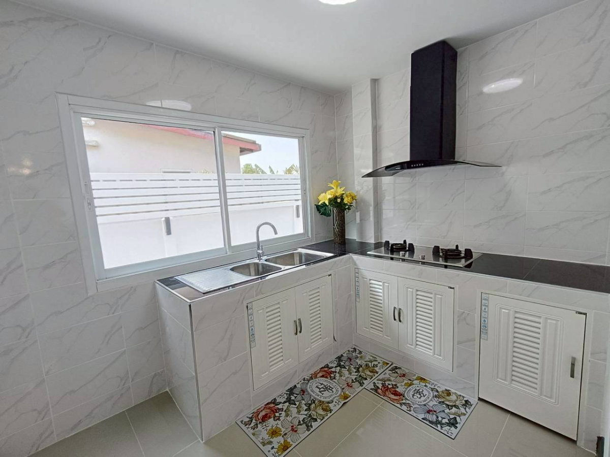 รูป  บ้านเดี่ยวหลังใหญ่ รีโนเวทใหม่ พร้อมเข้าอยู่ กว้างขวางมาก หมู่บ้านเคซีการ์เด้นโฮม 2 ถนนนิมิตใหม่ 40 คลองสามวา แต่งเฟอร์นิเจอร์สวย - รูปที่ 29/34