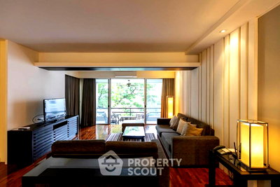 Condos for rent : 3-BR Condo at Krystal Court near BTS Nana (ID 1837511)