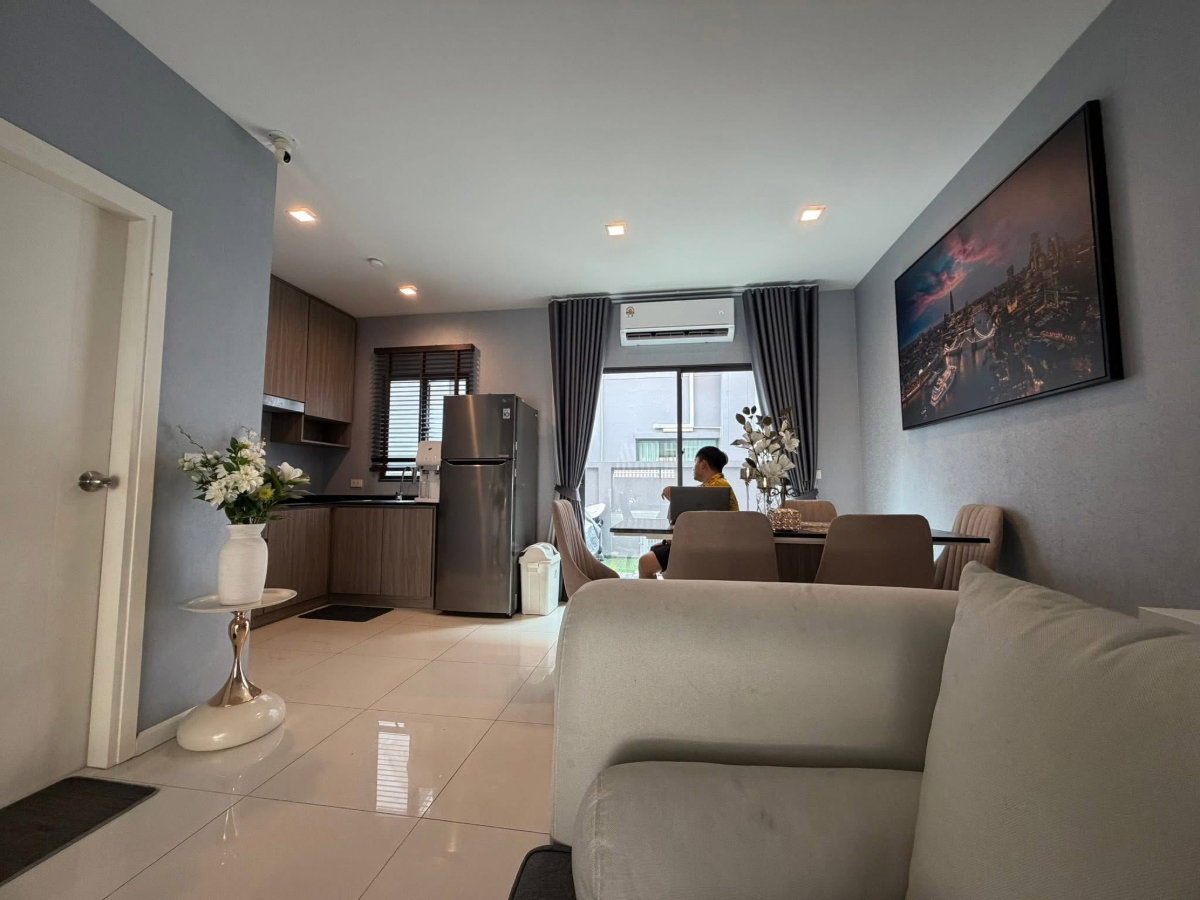 รูป RS5901 ให้เช่า บ้าน EIGENT Rama 9 ออกแบบเพื่อการอยู่อาศัยที่ลงตัว ทั้งพื้นที่ใช้สอยและความเป็นส่วนตัว - รูปที่ 3/29