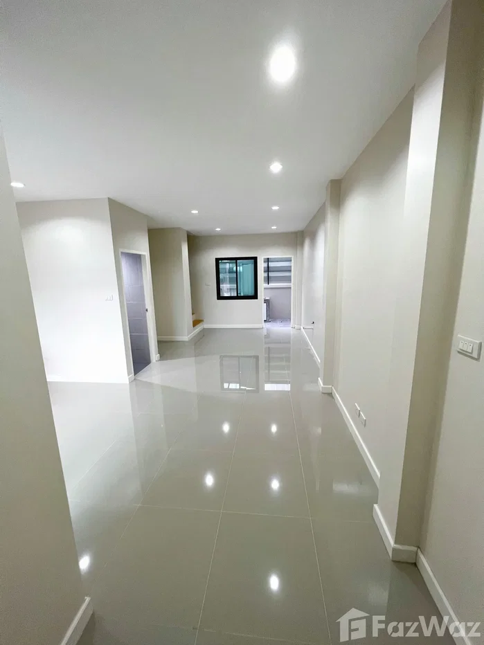 รูป ขาย ทาวน์เฮ้าส์ 2 ห้องนอน ใน ฉลอง, ภูเก็ต 5930614 - รูปที่ 2/12