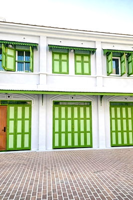 เช่าอาคารพาณิชย์ กรุงเทพมหานคร : ทำเลต่างชาติ 2นอน 2น้ำ ใกล้ ถนนเยาวราช ทำ Airbnb ได้ MRT สามยอด 900 ม. และ MRT วัดมังกร 550ม. 18 ตร.ว. 72 ตร.ม.