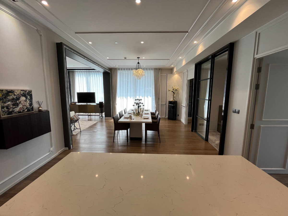 รูป 📍🚩 ปล่อยเช่า Muniq Langsuan ห้อง 2 ห้องนอน 4 ห้องน้ำ  - รูปที่ 4/28