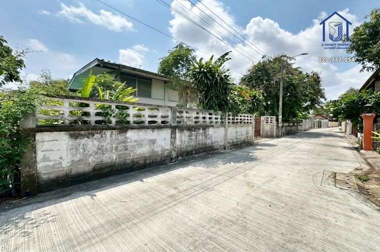 ขายบ้านเดี่ยว 3 ห้องนอน 240 ตร.ม. 88 ตร.ว. เขตพระโขนง