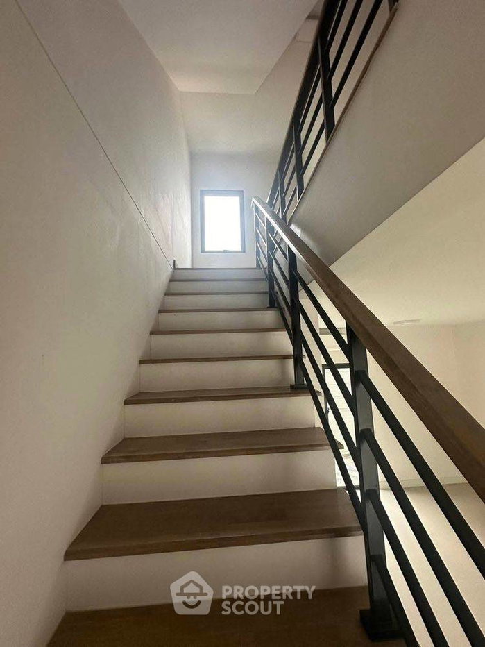 รูป ทาวน์เฮ้าส์ 3-ห้องนอน ที่ บ้านกลางเมือง สุขุมวิท อ่อนนุช ใน ประเวศ (ID 2824143) - รูปที่ 2/7