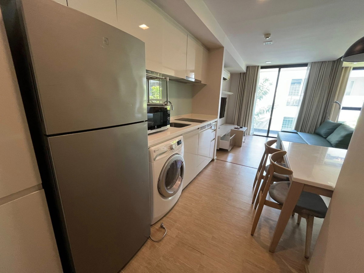 รูป 🔥 ขายขาดทุน คอนโดสไตล์ Low Rise   Liv@49 ลิฟ แอท 49  เฟอร์นิเจอร์ครบ แต่งสวย 📍 ทำเลทองหล่อ  ใกล้รถไฟฟ้า BTS ทองหล่อ - รูปที่ 10/14