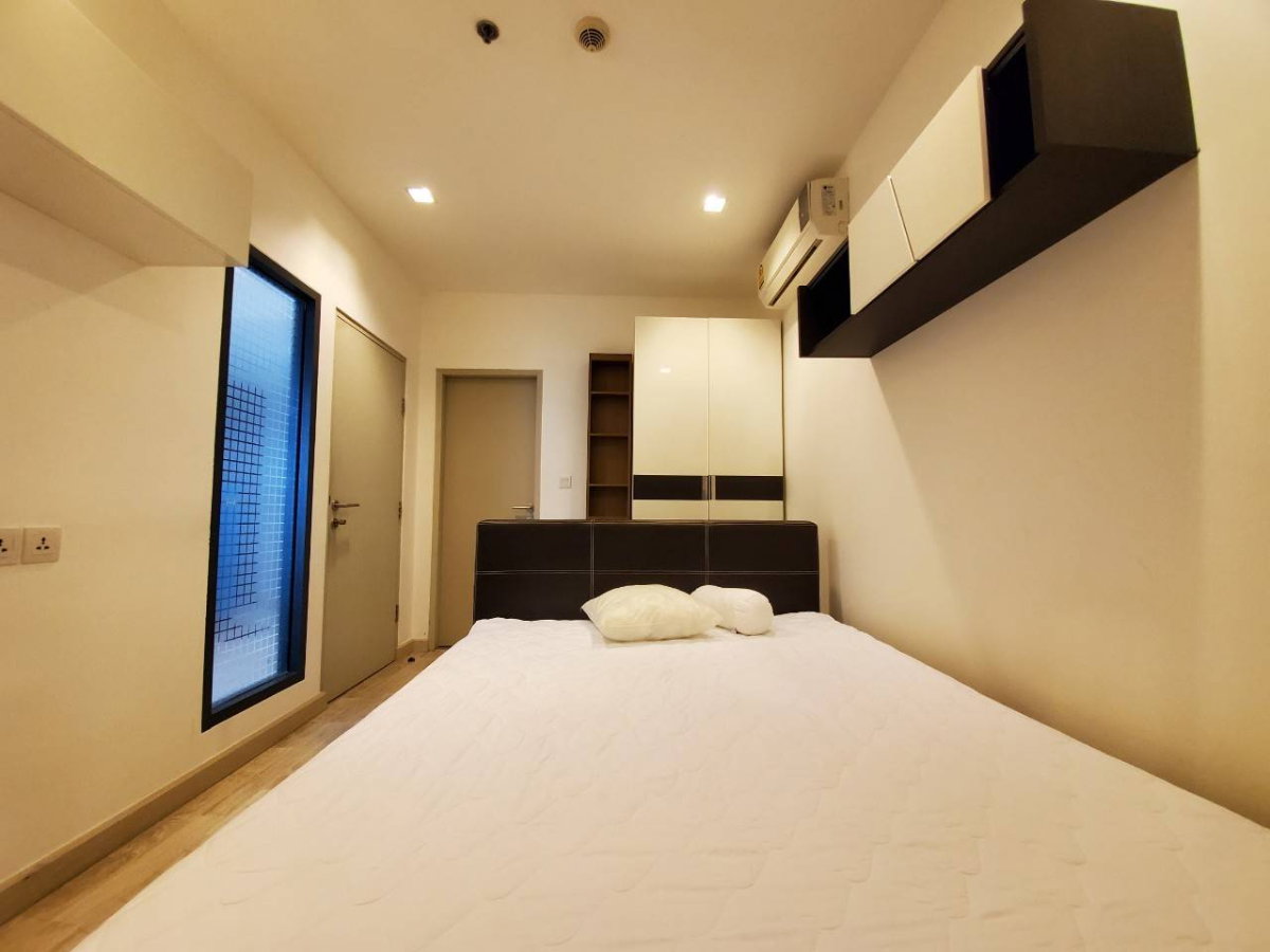 รูป P-148467 วิวเมืองสวย! ไอดีโอ โมบิ สาทร 1 นอน ใกล้ BTS กรุงธนบุรี 15,000 บาท | Line Id: @easythaihome | 085-592-2897 - รูปที่ 1/7