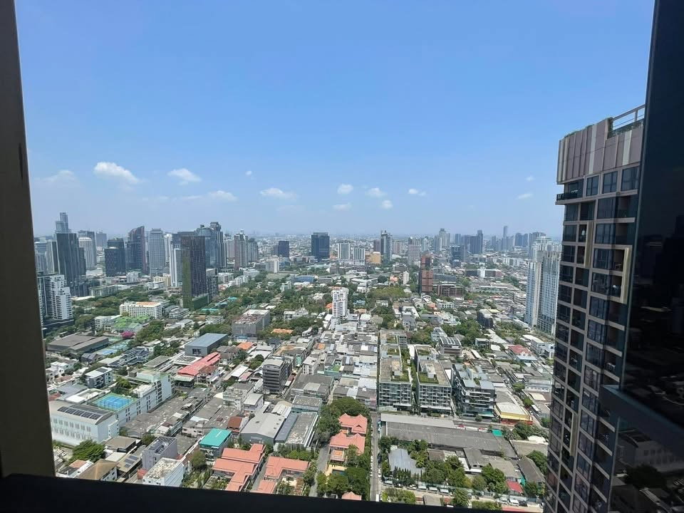 รูป ให้เช่าคอนโด Oka Haus Sukhumvit 36 (35 ตร.ม.) 1 นอน 1 น้ำ พร้อมอยู่ - รูปที่ 8/10