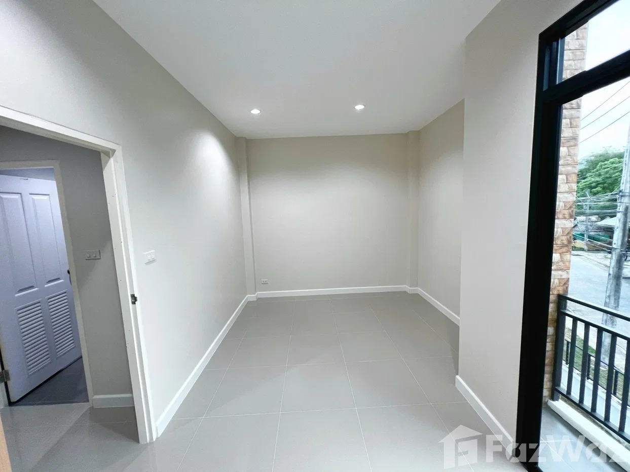 รูป ขาย ทาวน์เฮ้าส์ 2 ห้องนอน ใน ฉลอง, ภูเก็ต 5930614 - รูปที่ 3/12