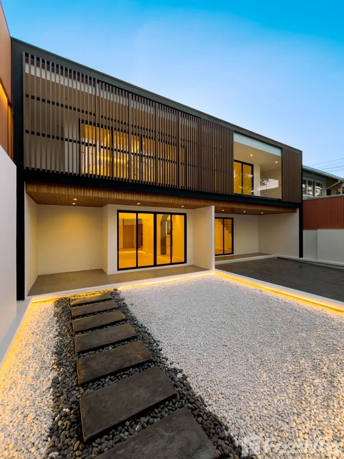 รูป ขาย บ้านเดี่ยว 4 ห้องนอน ใน สวนหลวง, กรุงเทพมหานคร 6208265 - รูปที่ 1/6