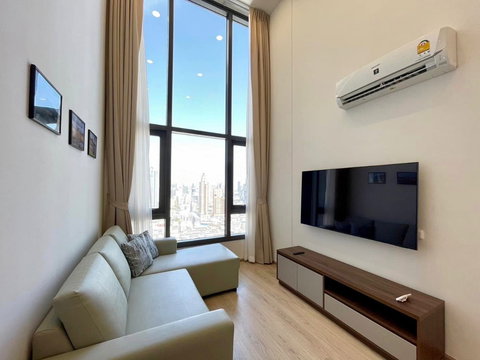 ✅ ✅ ให้เช่า - Life Rama 4 - Asoke , Luxury Class Duplex 2 ห้องนอน พร้อมเข้าอยู่ ติดต่อไลน์ @bktasset หรือโทร 095-325-8928
