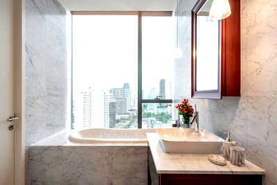 Condos for sale : 🚩 For Sell Condo KHUN BY YOO INSPIRED BY STARCK Building 1, Floor 17,2 bed room, Room size 82 sqm
