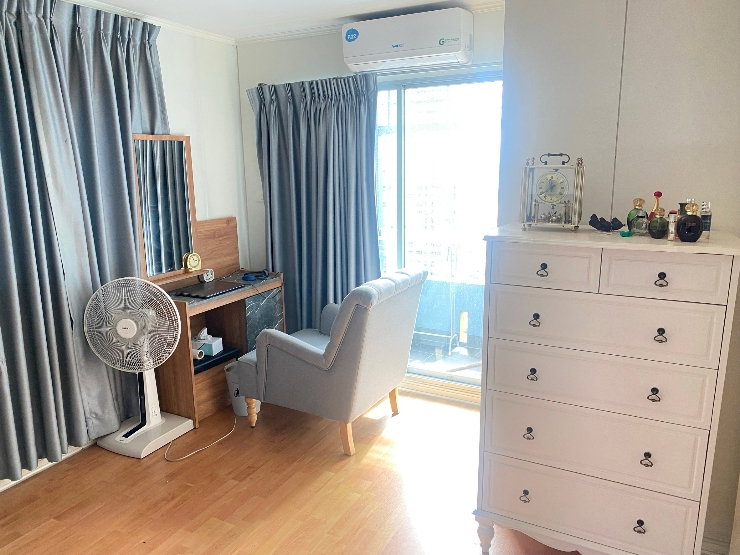 รูป ขายห้องคอนโด ลุมพินีวิลล์ สุขุมวิท 77 22f  70m2 
2bed room 
2 bathroom 
Big c 5 minutes 
Makro 5 minutes 
Onnut bts 15minuts 
Lotus 15minuts  - รูปที่ 7/10