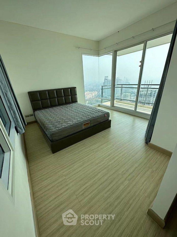 รูป คอนโด 2 ห้องนอน ชั้นสูง (116 ตร.ม.) ที่ Reflection Jomtien Beach พัทยา (ID 1000505) - รูปที่ 2/14