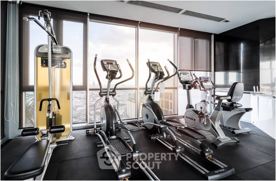 รูป คอนโด 1-ห้องนอน ที่ ริธึ่ม สาทร ใกล้ BTS สะพานตากสิน (ID 2827506) - รูปที่ 3/7