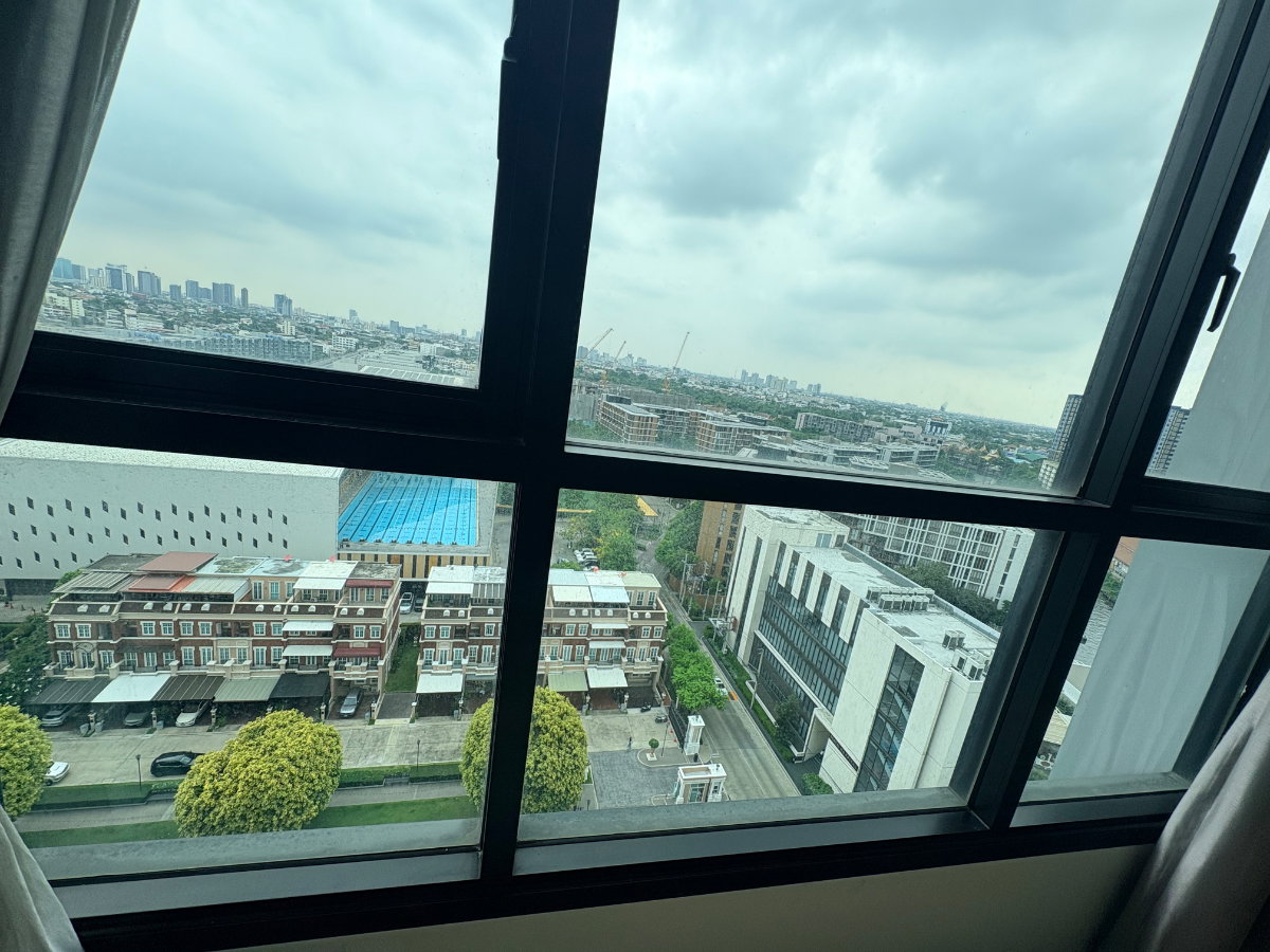 picture The base park east near bts onnut 15,000.- - 10/11