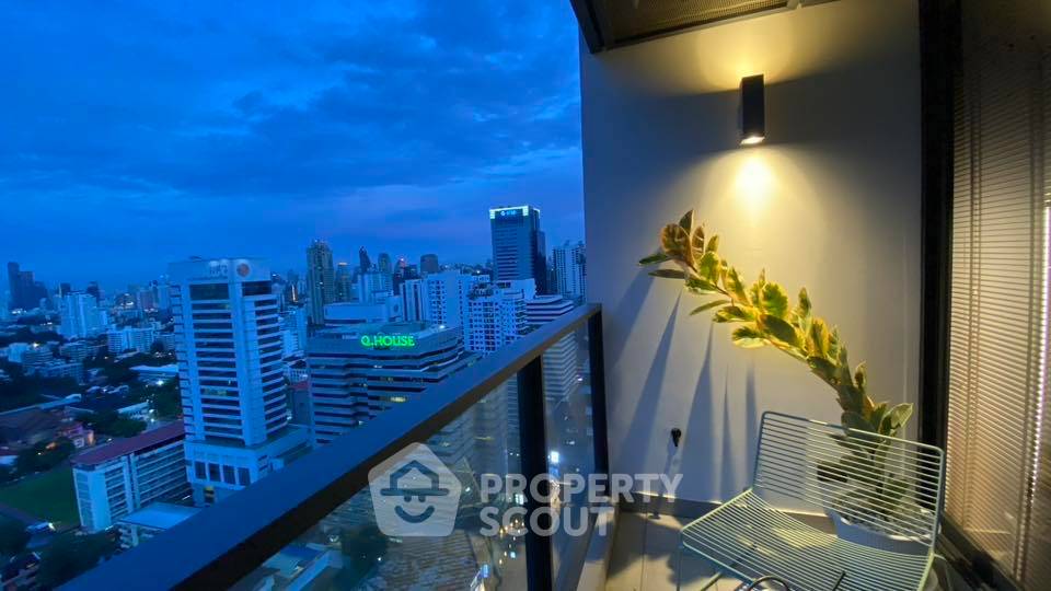รูป คอนโด 2-ห้องนอน ที่ เดอะ ลอฟท์ อโศก ใกล้ MRT เพชรบุรี (ID 2823173) - รูปที่ 12/12
