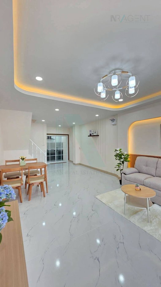 รูป 📌 ขายทาวน์เฮาส์ โครงการ หมู่บ้านบ้านบัวทอง 2 ชั้น 2 ห้องนอน 2 ห้องน้ำ - รูปที่ 2/8