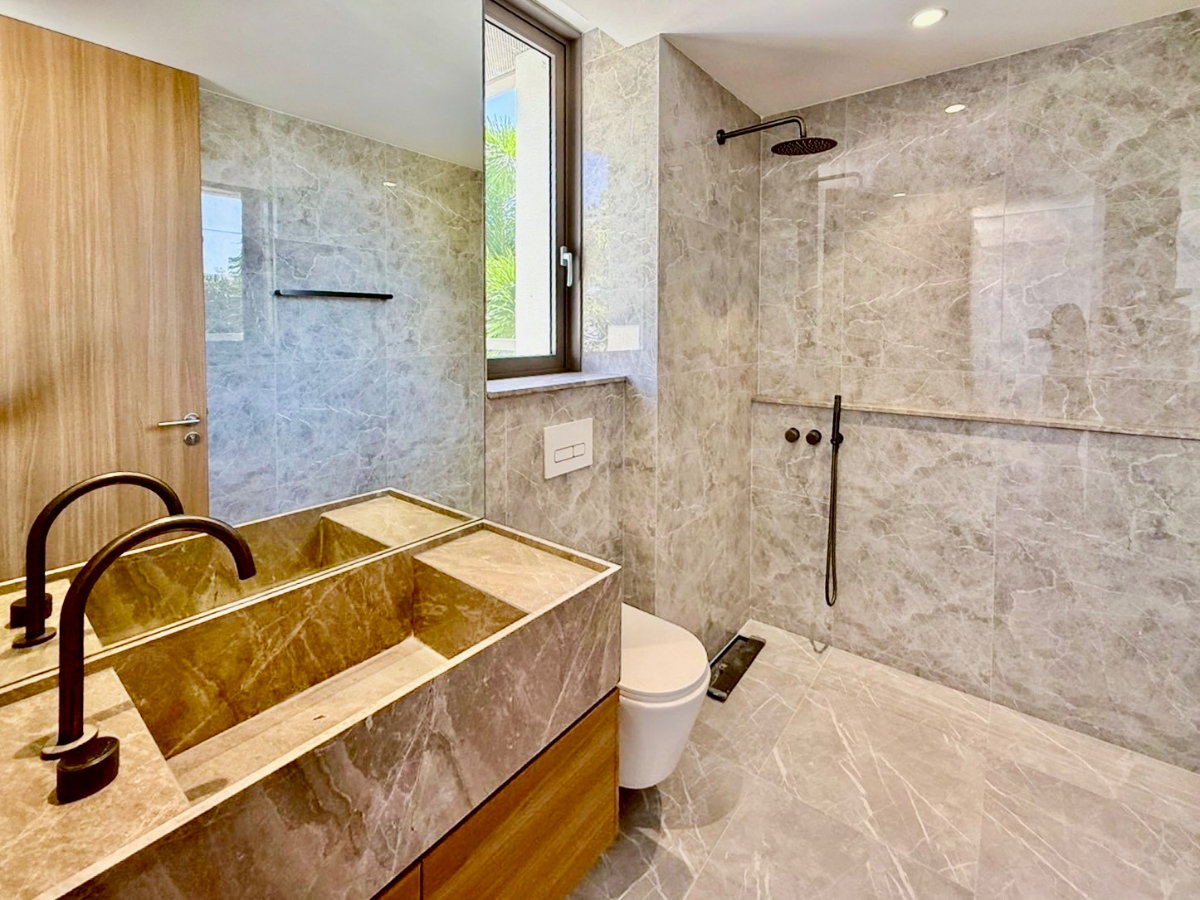 รูป ให้เช่าโฮมออฟฟิศ 4.5 ชั้น ซอยปรีดี 14 สุขุมวิท 71.ดีไซน์ลักชัวรี พื้นที่ขนาดใหญ่ พร้อมลิฟต์และ Smart Home ใกล้เอกมัย–ทองหล่อ - รูปที่ 19/26