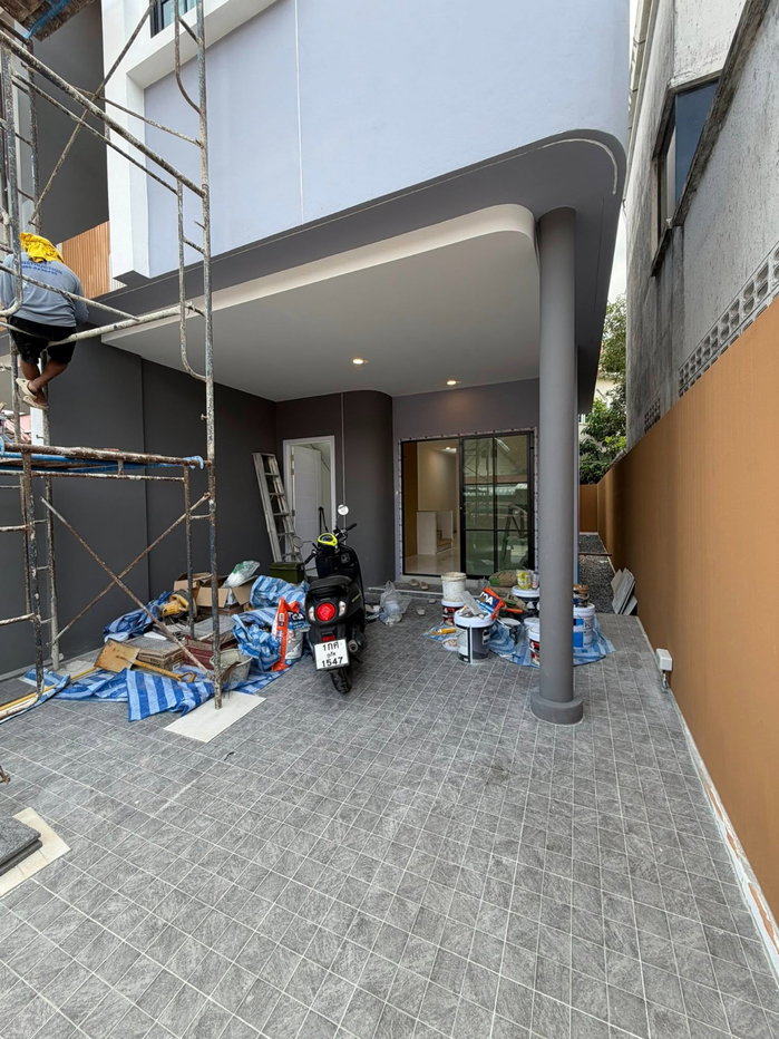 picture Modern Move-in Ready Home in Wichit – Special Pre-Completion Price! - 4/16