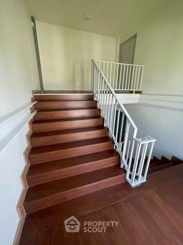 รูป ทาวน์เฮ้าส์ 3-ห้องนอน ที่ โกลเด้น ทาวน์ รัตนาธิเบศร์-สถานีรถไฟฟ้าไทรม้า ใกล้ MRT ไทรม้า (ID 2824636) - รูปที่ 15/28