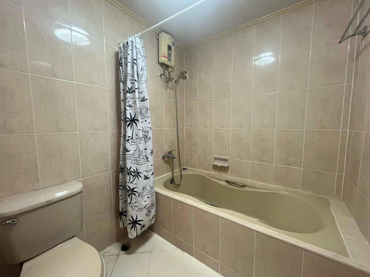 picture For Sale! Chiang Mai Riverside Condominium - 13/16