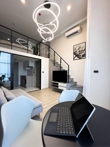 คอนโด ออริจิ้น ปลั๊ก แอนด์ เพลย์ สิรินธร สเตชั่น