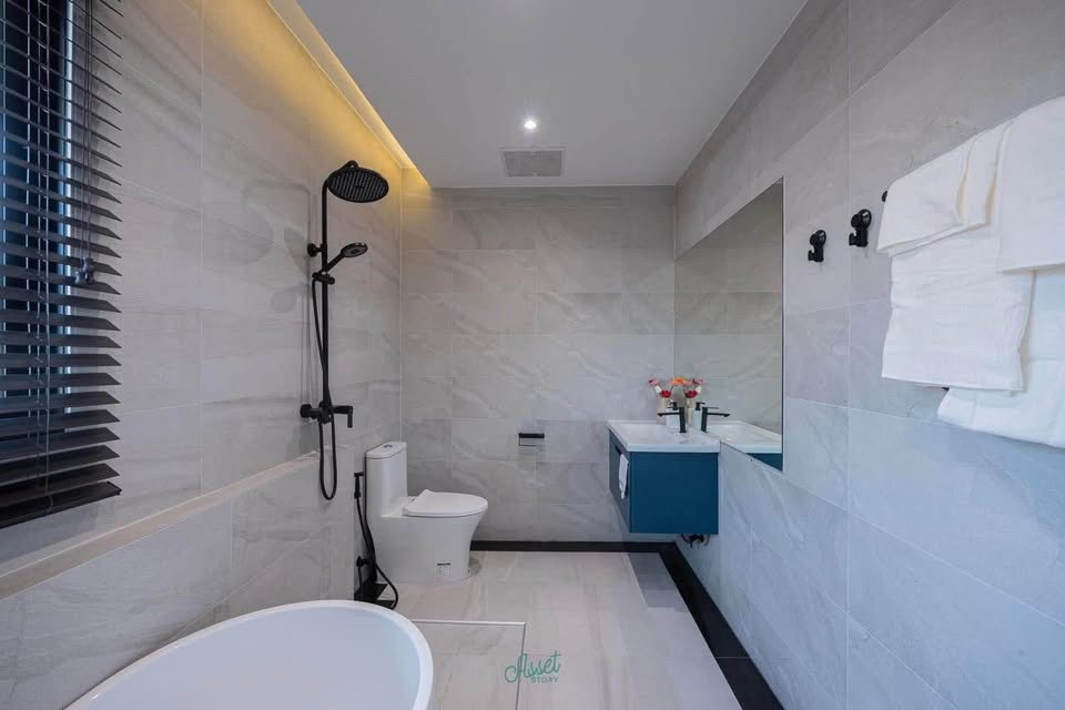 รูป บ้านพร้อมเข้าอยู่ Contemporary Modern House แต่งเฟอร์ครบ ท่าวังตาลสารภี  46,500 บ/เดือน  - รูปที่ 15/19