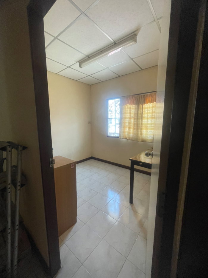 รูป เจ้าของบ้านขายเอง ทาวน์เฮ้าส์ท่าข้ามโครงการพิศาล ราคาถูกมาก 3 ห้องนอน 2 ห้องน้ำ ทำเลดีใกล้เซเว่น - รูปที่ 12/18