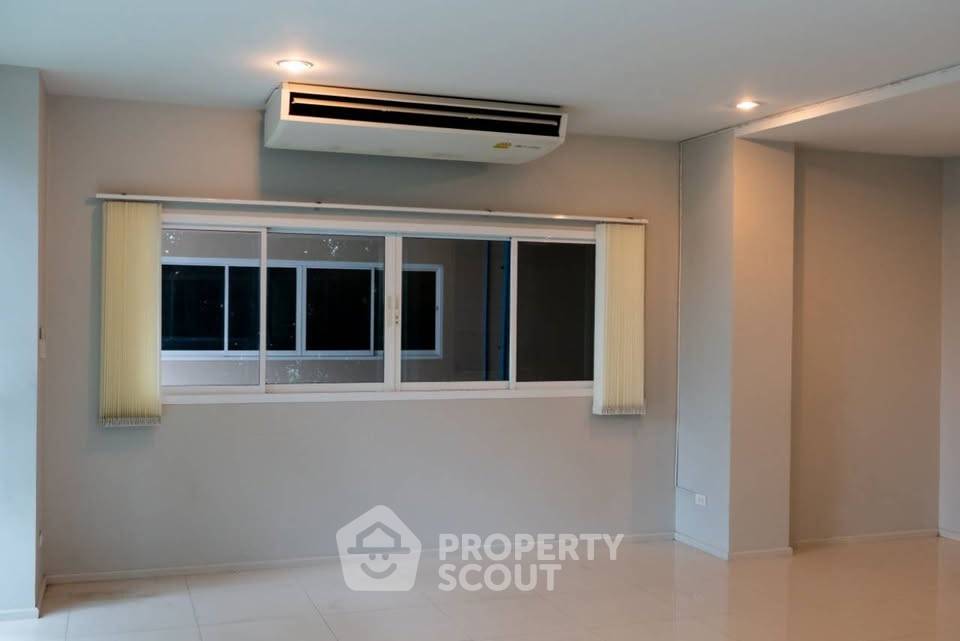 รูป คอนโด 1-ห้องนอน ที่ แฮปปี้ คอนโด ลาดพร้าว 101 ใน คลองเจ้าคุณสิงห์ (ID 2823182) - รูปที่ 6/10
