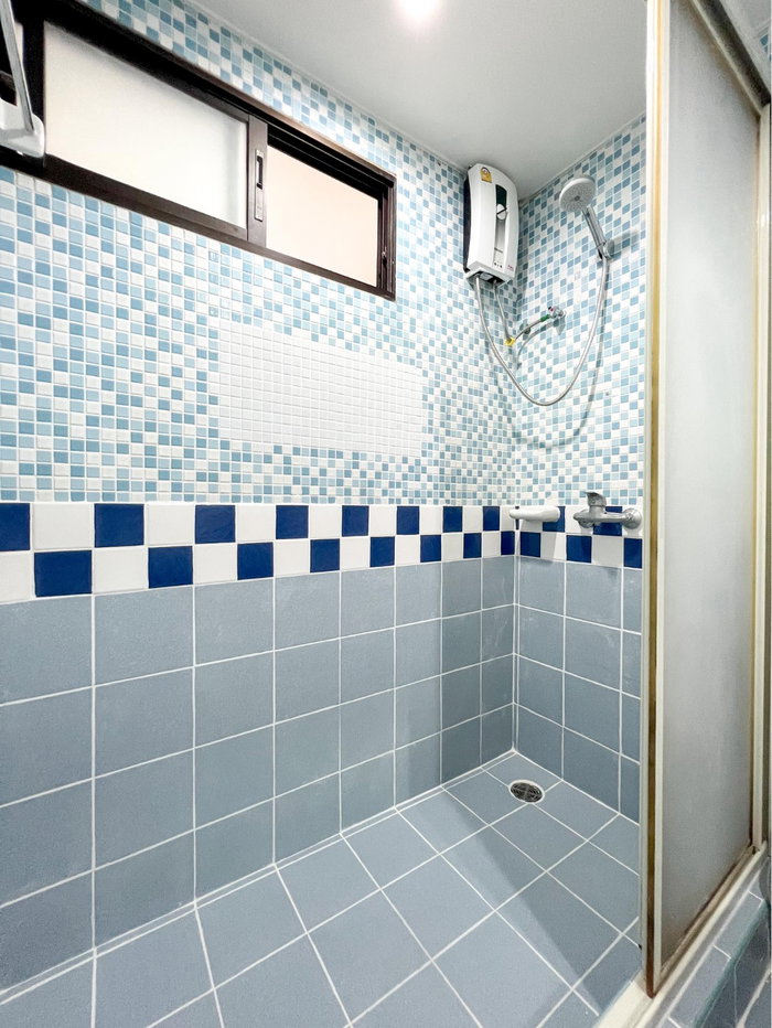 รูป ✅ คอนโดราคาถูกที่สุดในโครงการ ทำเลสาธุประดิษฐ์–นราธิวาส 24 ใจกลางสาทร พระราม 3 พร้อมอยู่ ✅ Lumpini Place Narathiwas 24 (ลุมพินี เพลส นราธิวาส 24) - รูปที่ 8/17