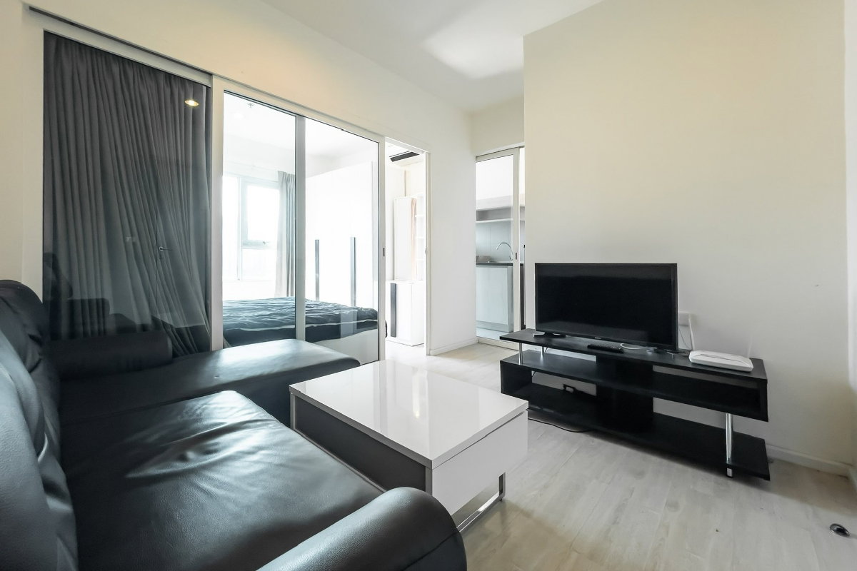 รูป 🟢ห้องสวย!! พร้อมเข้าอยู่!! 🟢แอสปาย สาทร - ท่าพระ 1 ห้องนอน ใกล้ BTS ตลาดพลู สอบถาม📱ADD LINE @572aurac แอดมินตอบไว✨ - รูปที่ 3/5