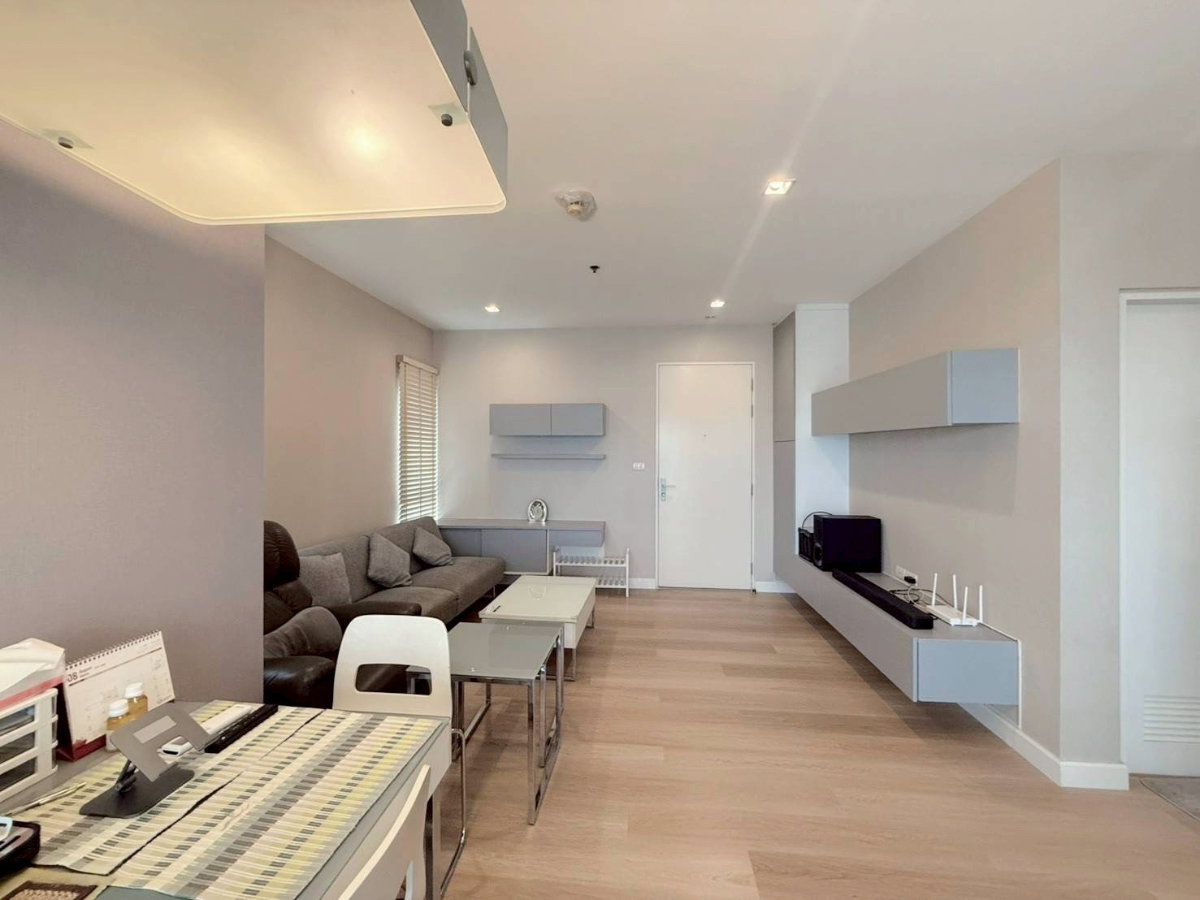 รูป ขายด่วน ‼️ 5.2 ล้านบาท (63 ตร.ม) พึ่งรีโนเวทใหม่ทั้งหมด🏡  คอนโด เดอะรูม รัชดา-ลาดพร้าว 📞 โทร : 065-9242478  - รูปที่ 2/14